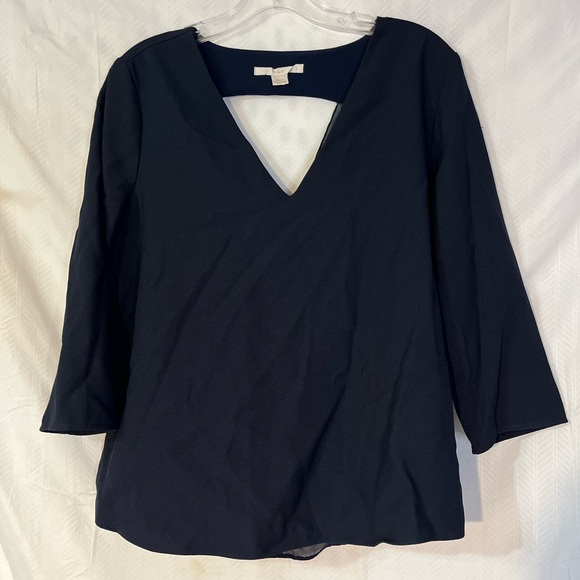 C&E Tops - Women’s black lined Top Size L